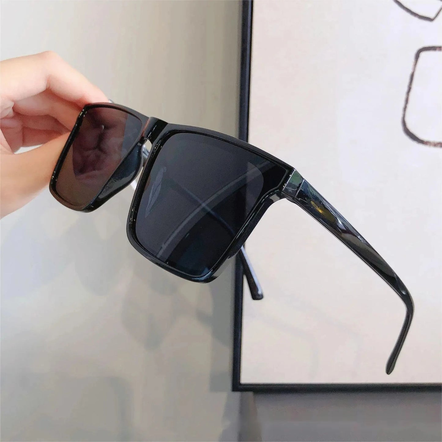 2024 Stylish UV-Blocking Sunglasses